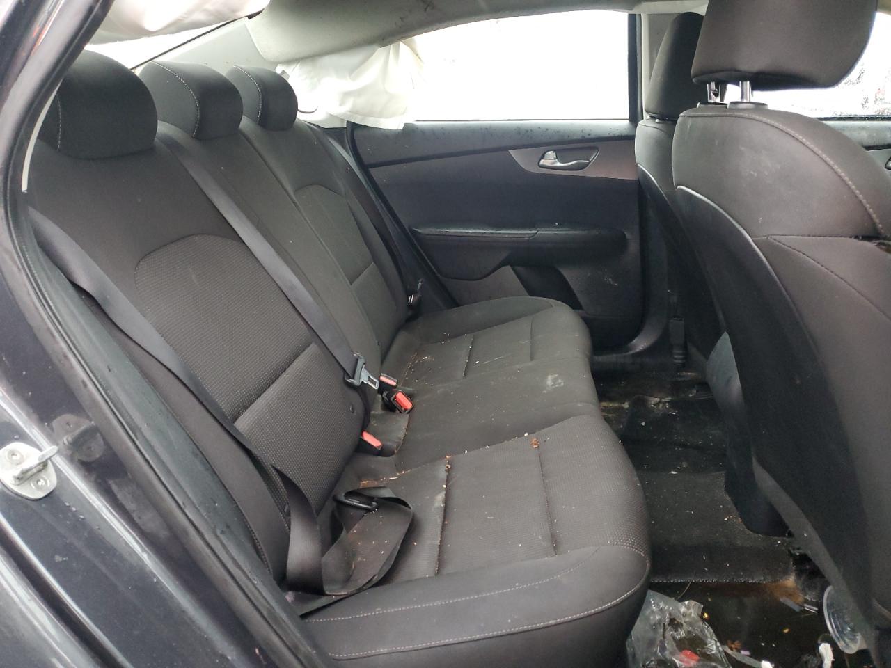 2019 Kia Forte - Image 10