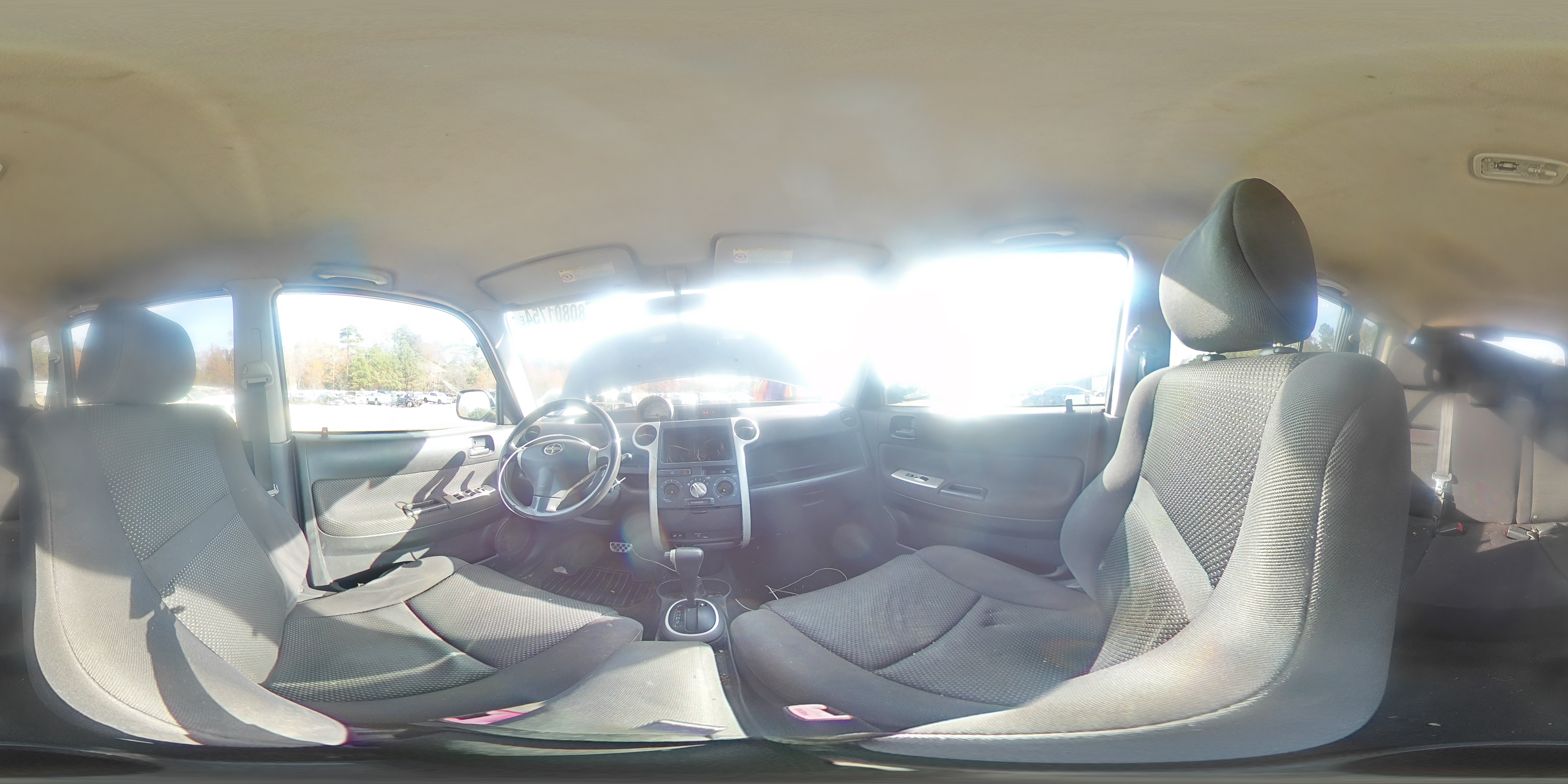 2006 Scion xB - Image 13