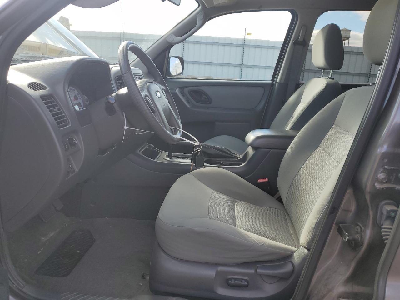2006 Ford Escape - Image 7