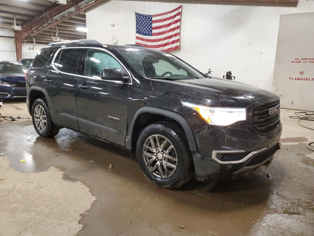2019 GMC Acadia - Image 4