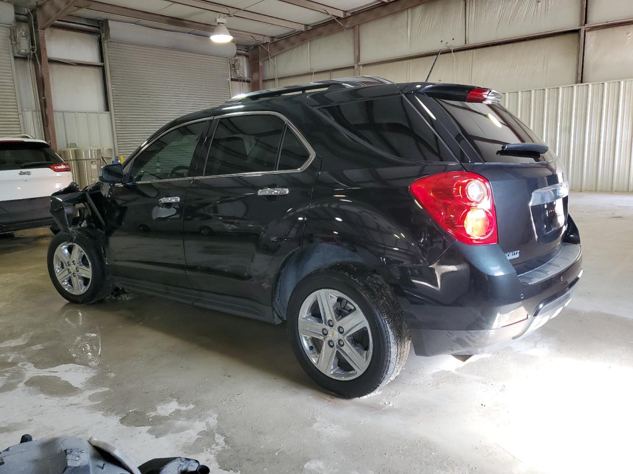 2015 Chevrolet Equinox - Image 2