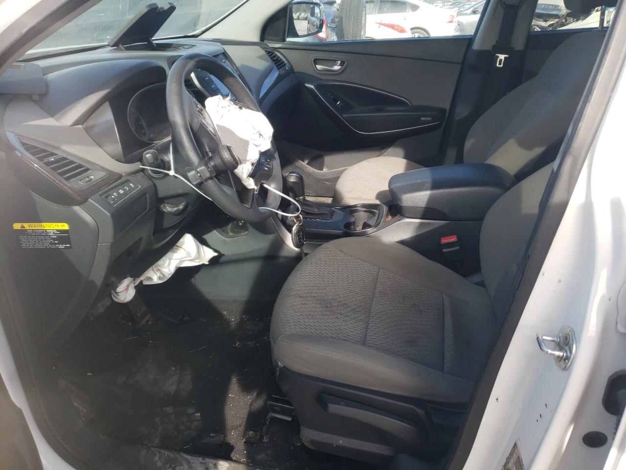 2017 Hyundai Santa Fe - Image 7