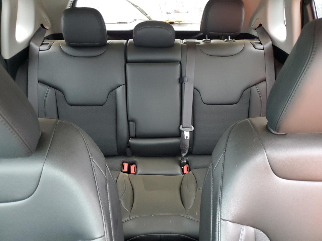 2022 Jeep Compass - Image 10