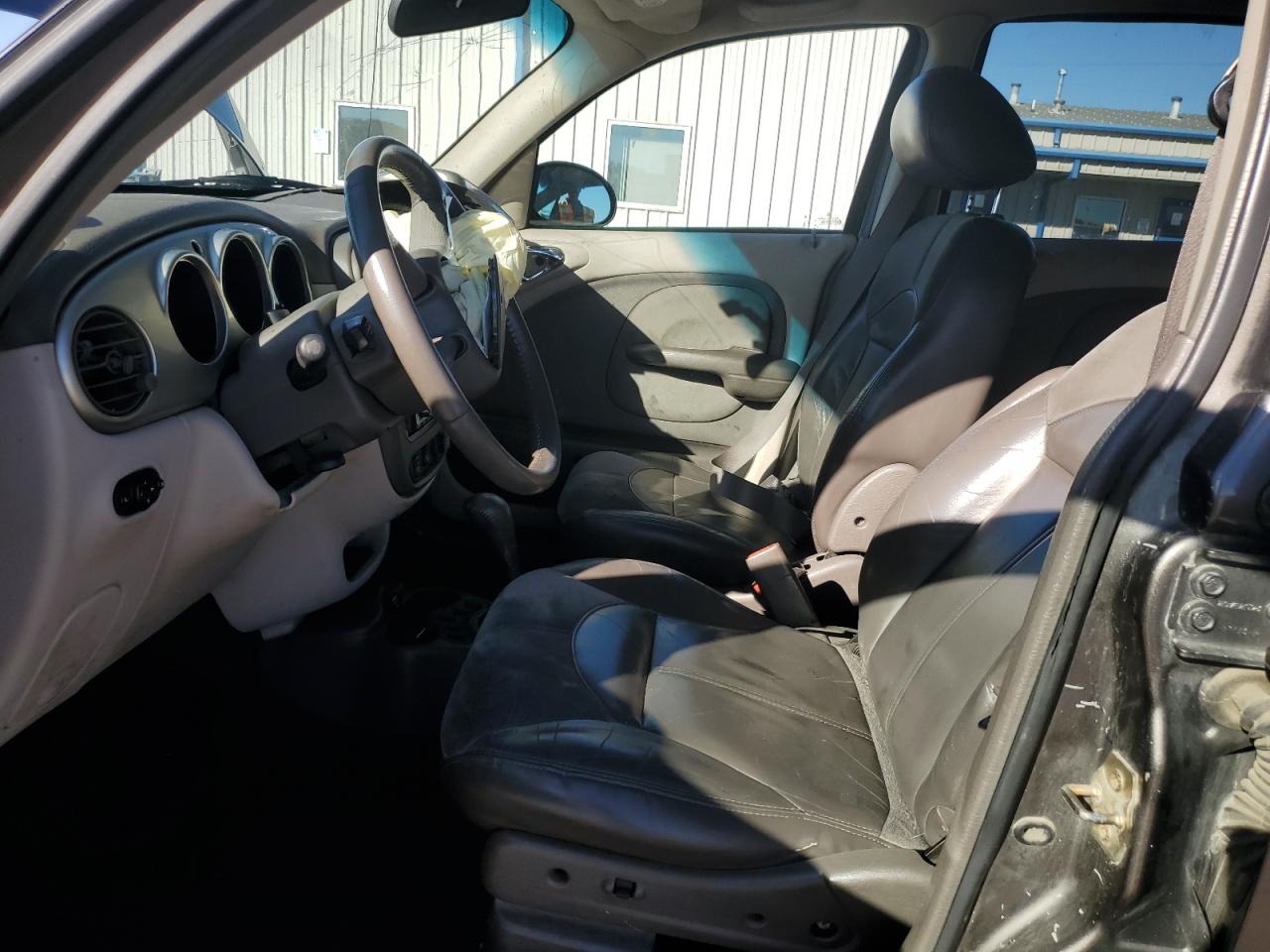 2001 Chrysler PT Cruiser - Image 7