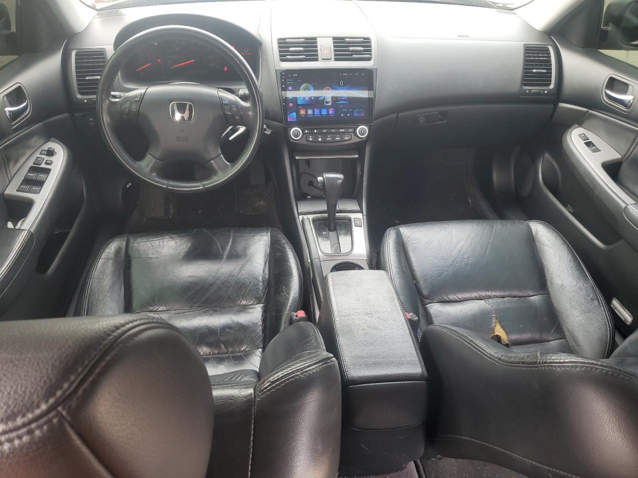 2003 Honda Accord - Image 8