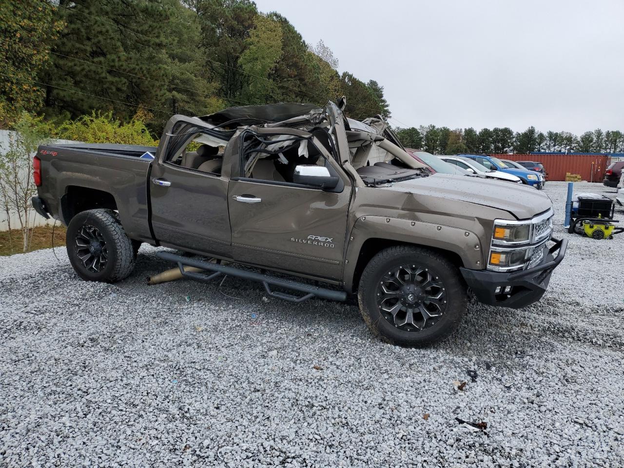 2015 Chevrolet Silverado - Image 4