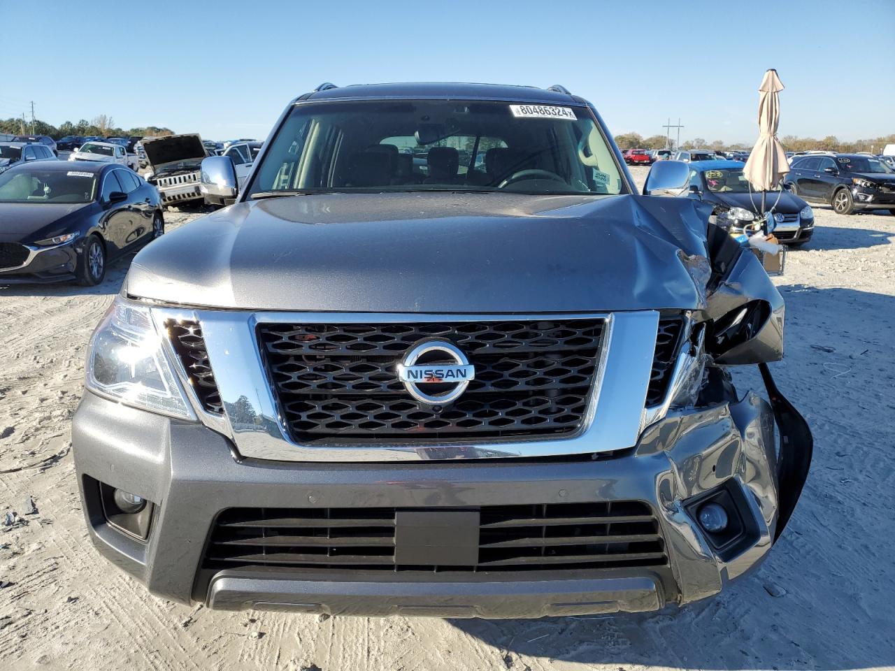 2017 Nissan Armada - Image 5