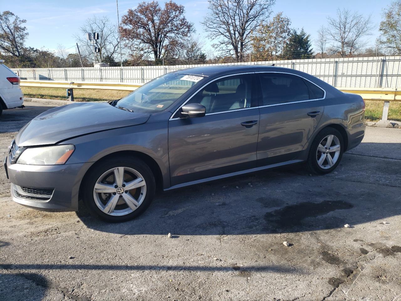 2014 Volkswagen Passat - Image 1