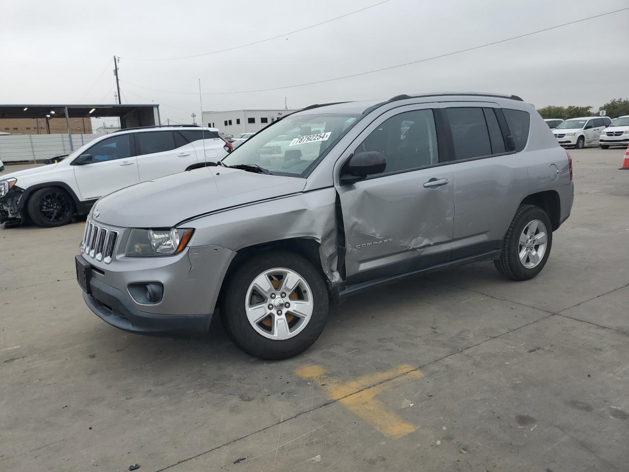 VIN 1C4NJCBA0FD313285 2015 JEEP COMPASS no.1