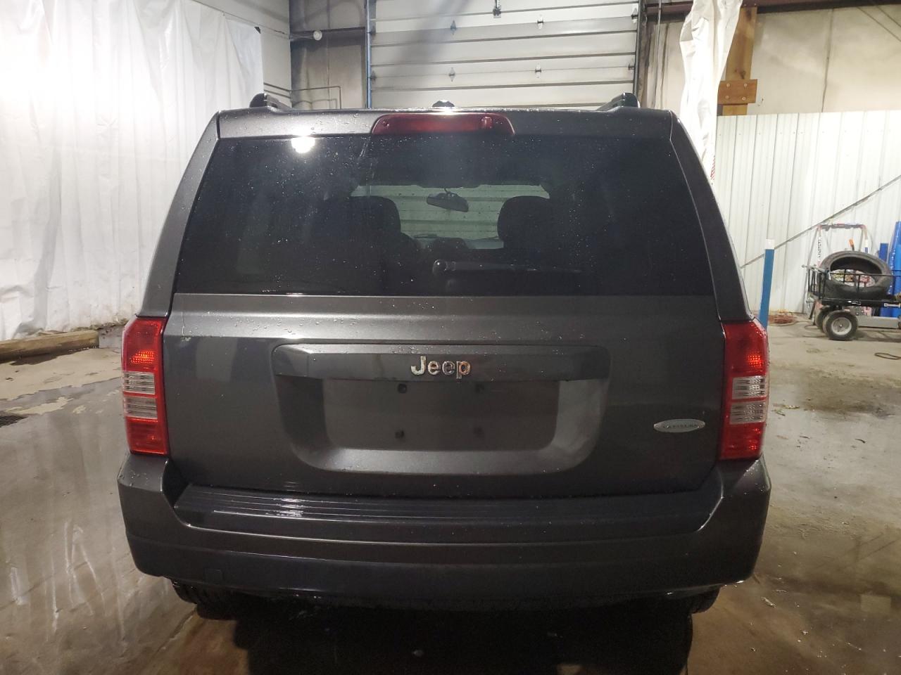 VIN 1C4NJPFBXED905690 2014 JEEP PATRIOT no.6