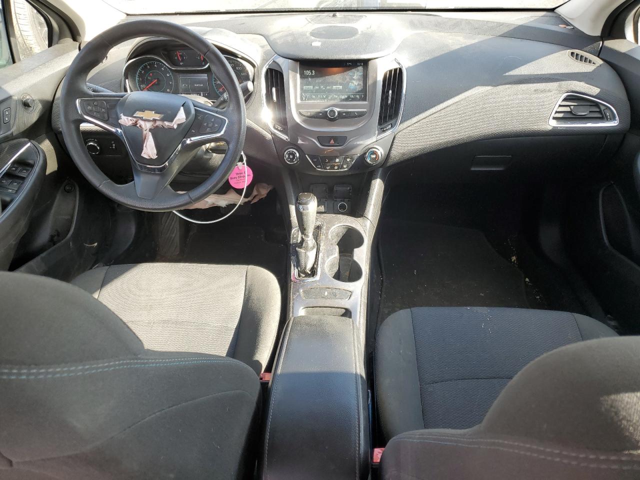 2018 Chevrolet Cruze - Image 8