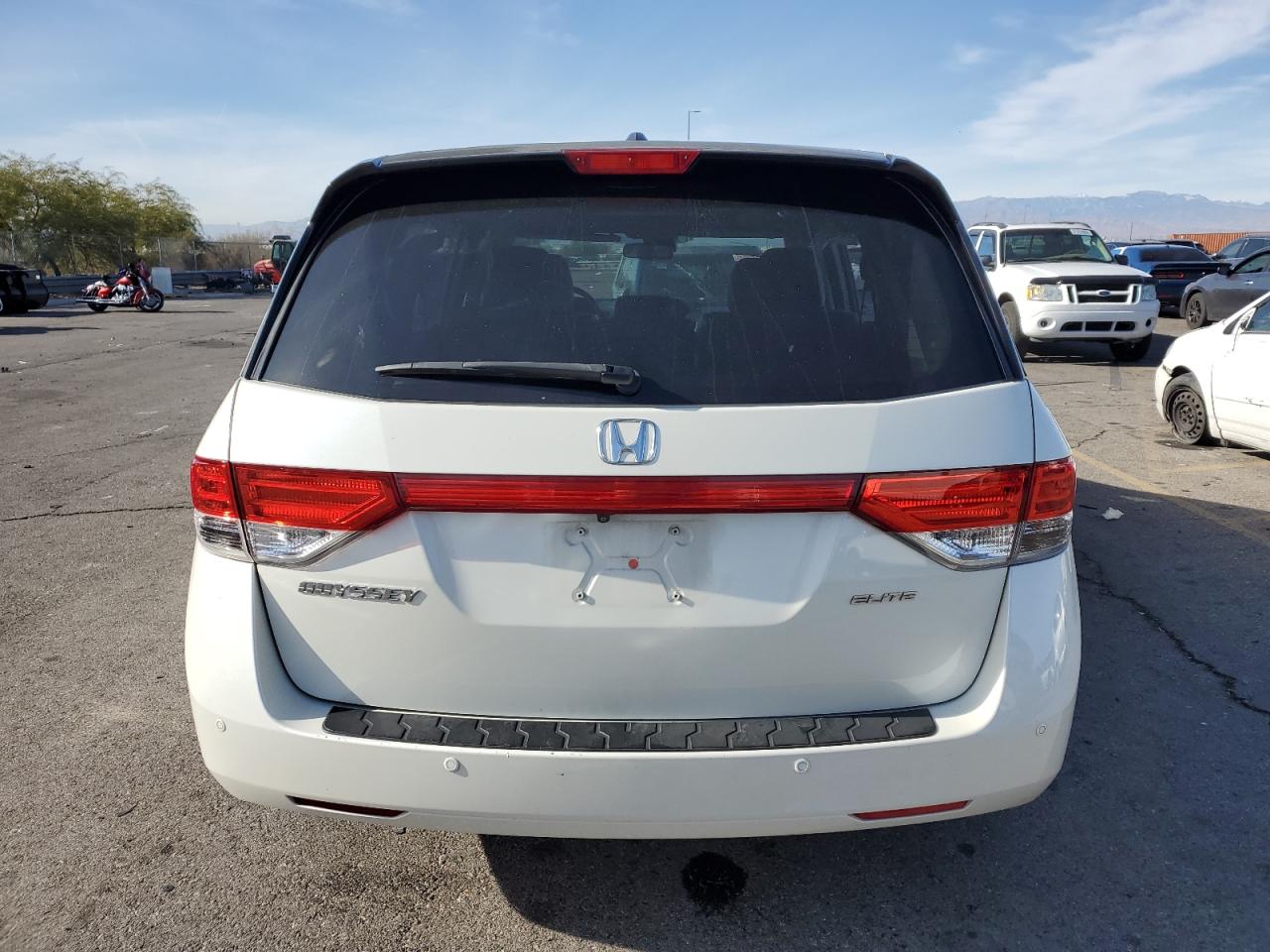 VIN 5FNRL5H95GB105059 2016 HONDA ODYSSEY no.6