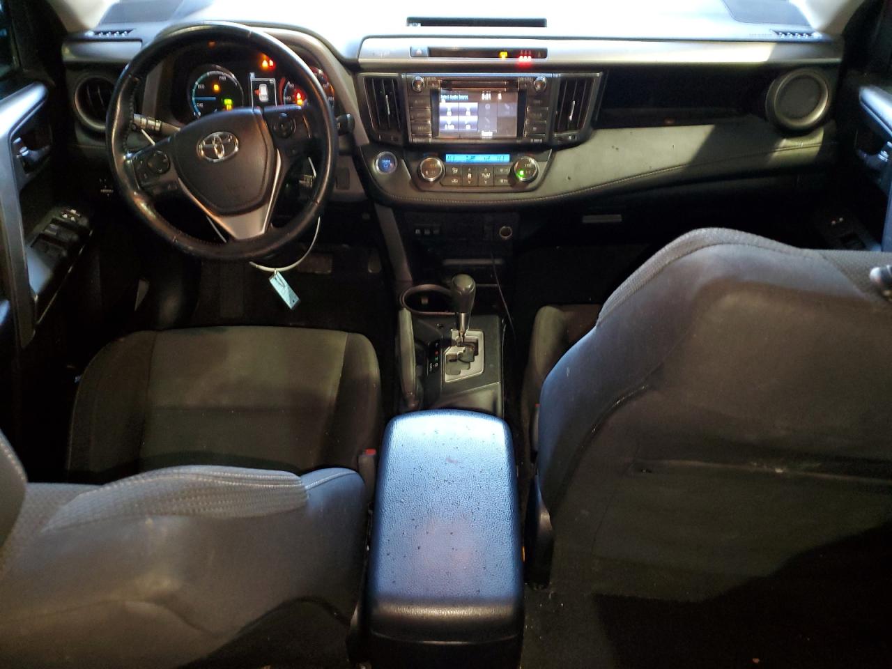2017 Toyota RAV 4 - Image 8