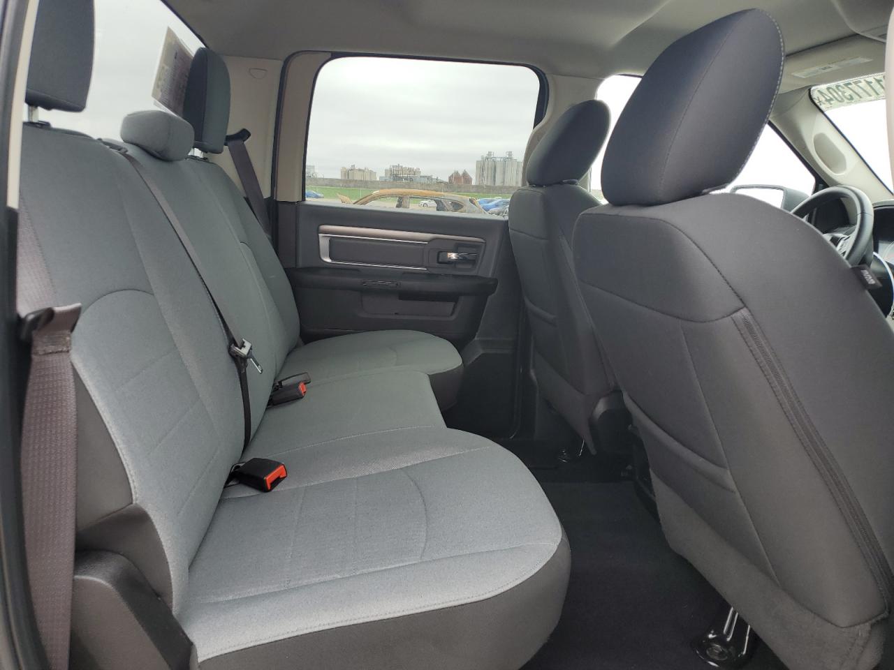 2021 RAM 1500 - Image 10