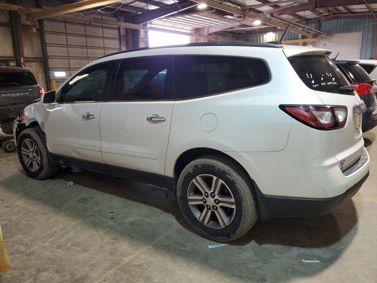 2016 Chevrolet Traverse - Image 2