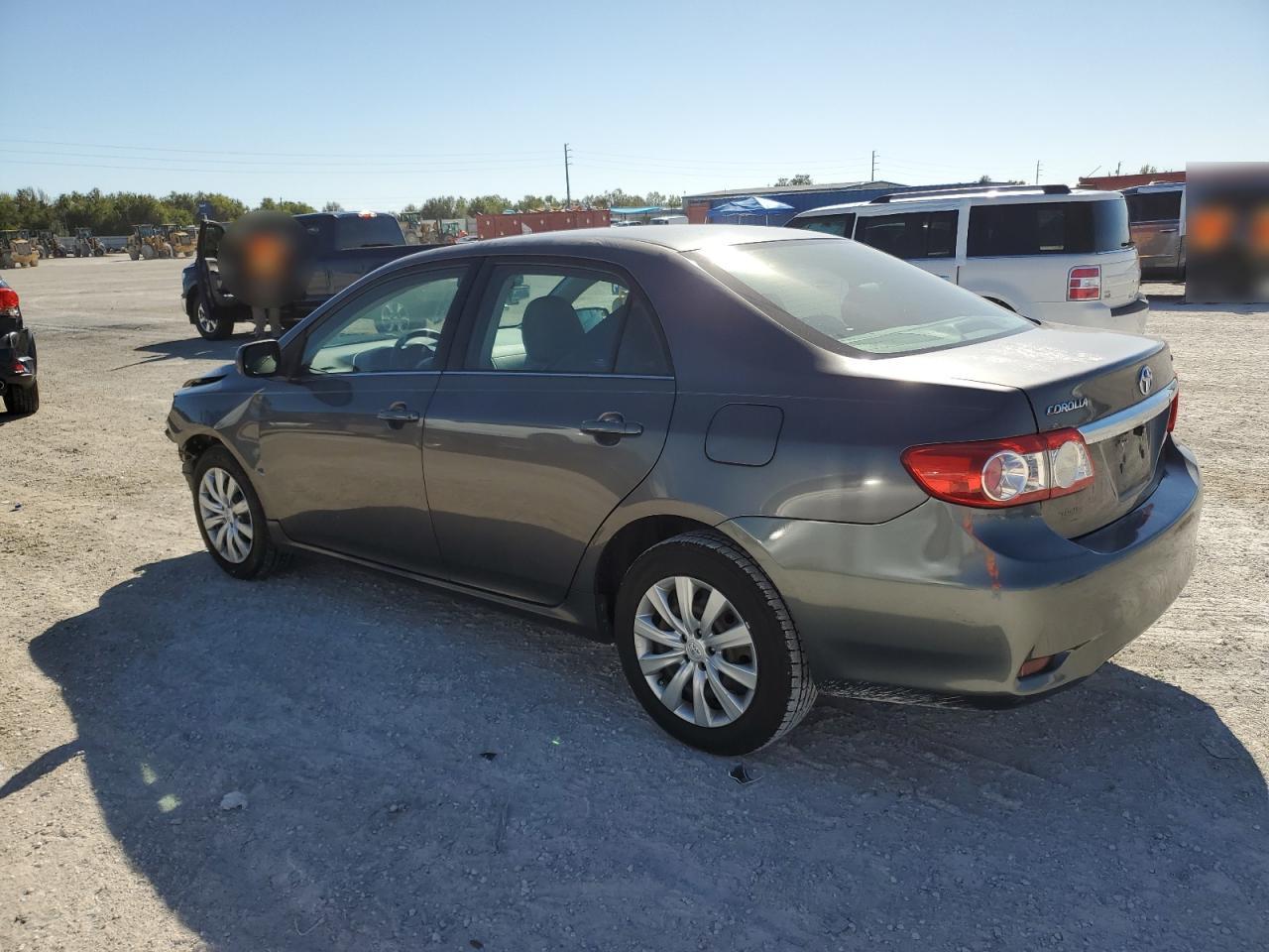 VIN 5YFBU4EE8DP094987 2013 TOYOTA COROLLA no.2