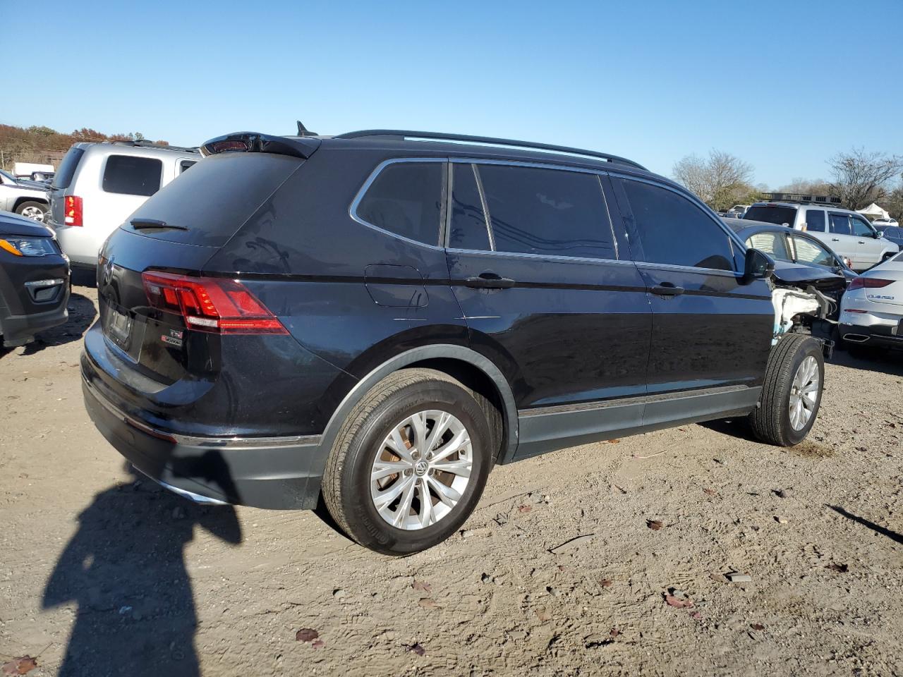 2018 Volkswagen Tiguan Se VIN: 3VV2B7AX8JM026093 Lot: 79258374