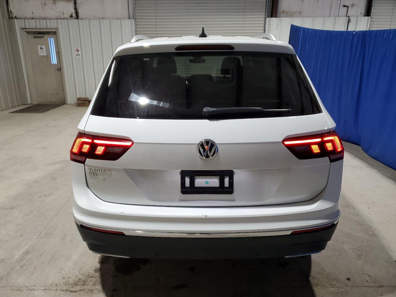 2020 Volkswagen Tiguan - Image 6
