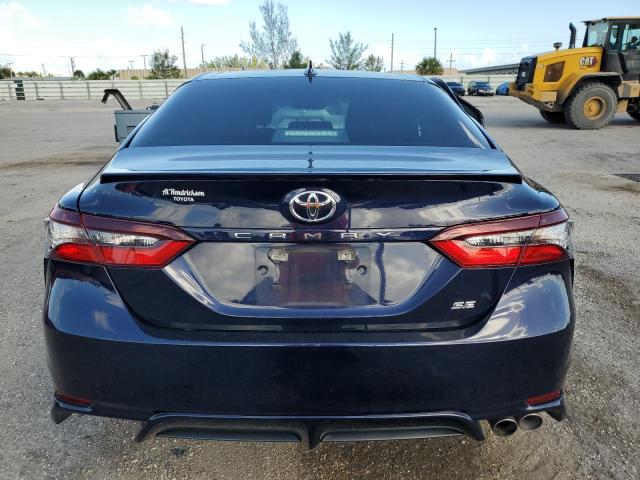  TOYOTA CAMRY 2022 Granatowy