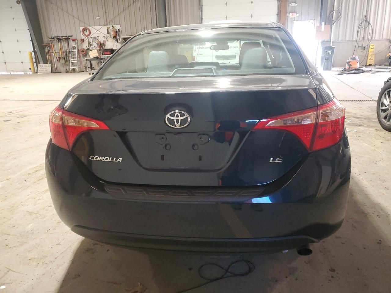 2018 Toyota Corolla L VIN: 2T1BURHE3JC108346 Lot: 80434054