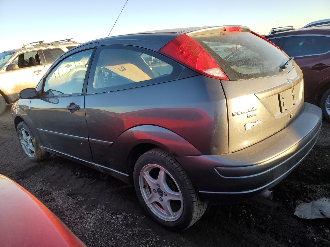 2007 Ford Focus - Image 2