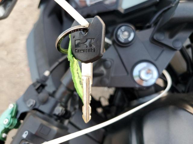  KAWASAKI EX 2016 Два тона