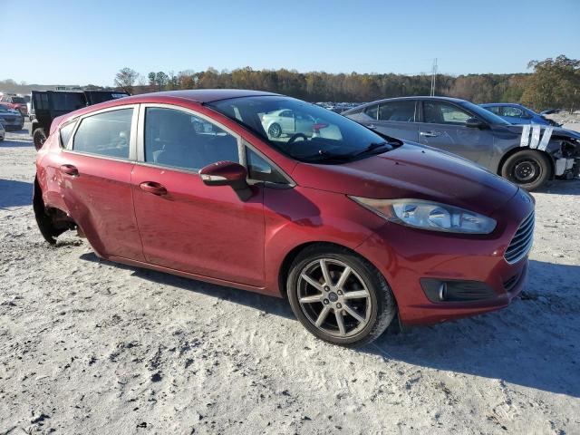  FORD FIESTA 2016 Червоний