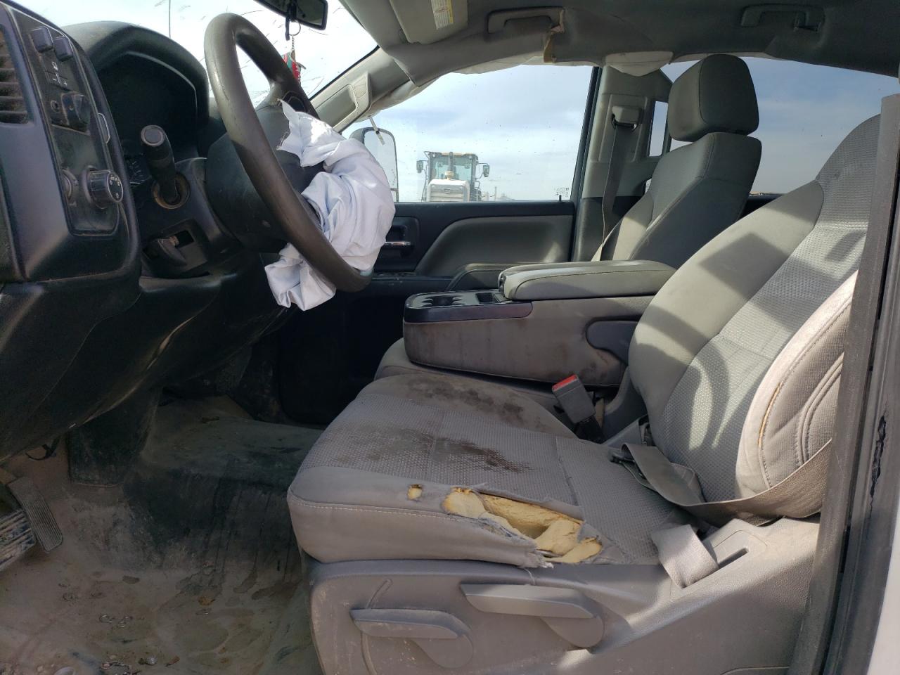 2015 Chevrolet Silverado - Image 7