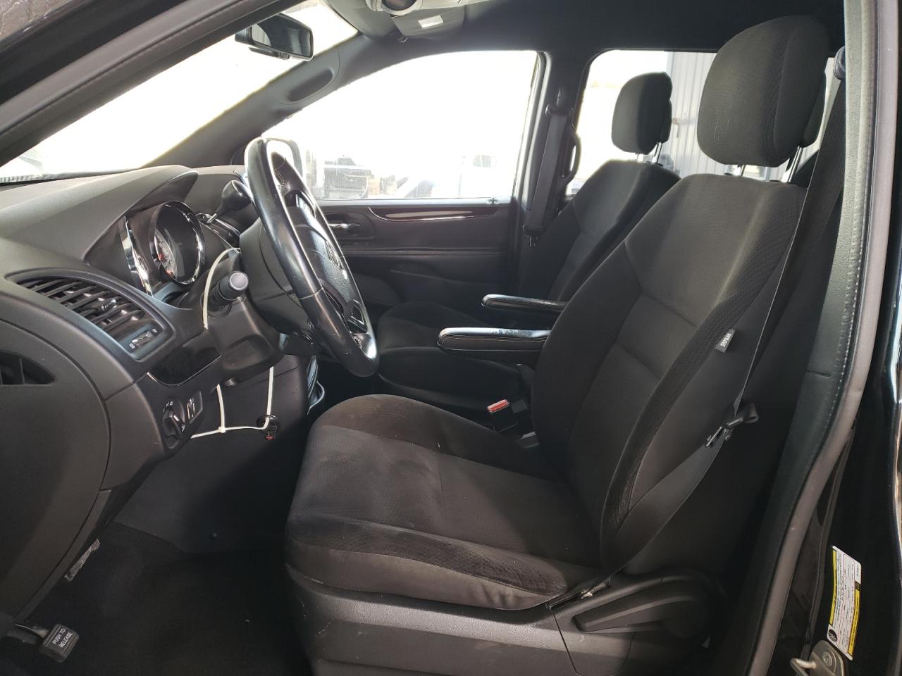 2018 Dodge Caravan - Image 7