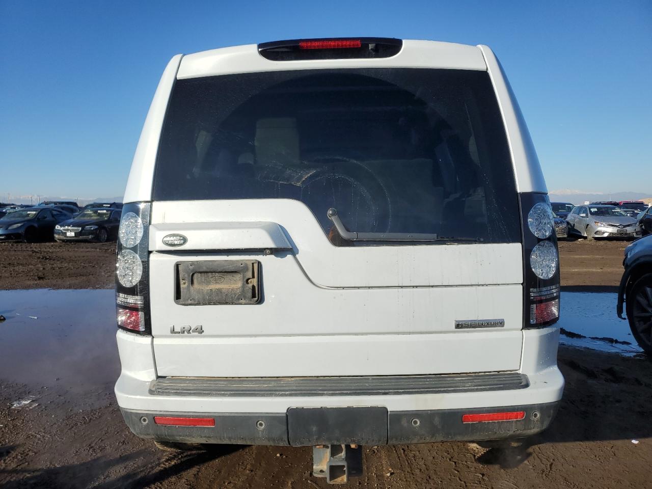 2016 Land Rover LR4 - Image 6