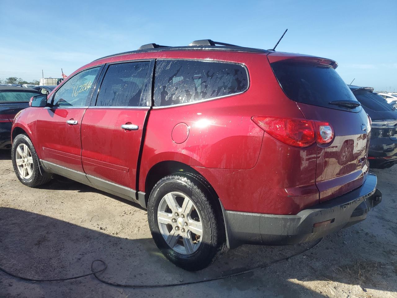 2010 Chevrolet Traverse - Image 2