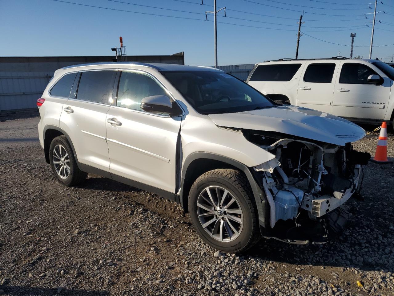 2019 Toyota Highlander - Image 4