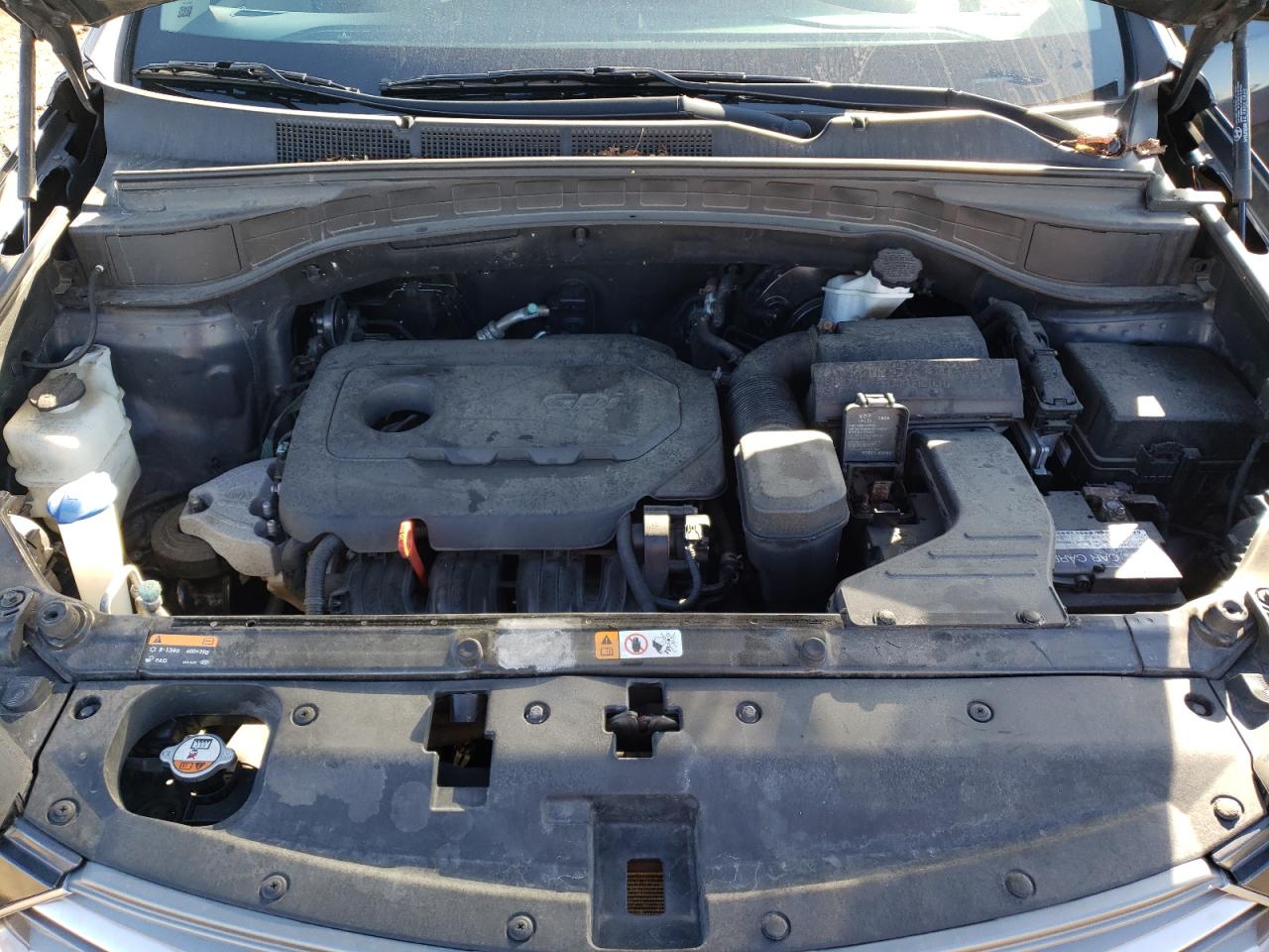 2017 Hyundai Santa Fe - Image 12