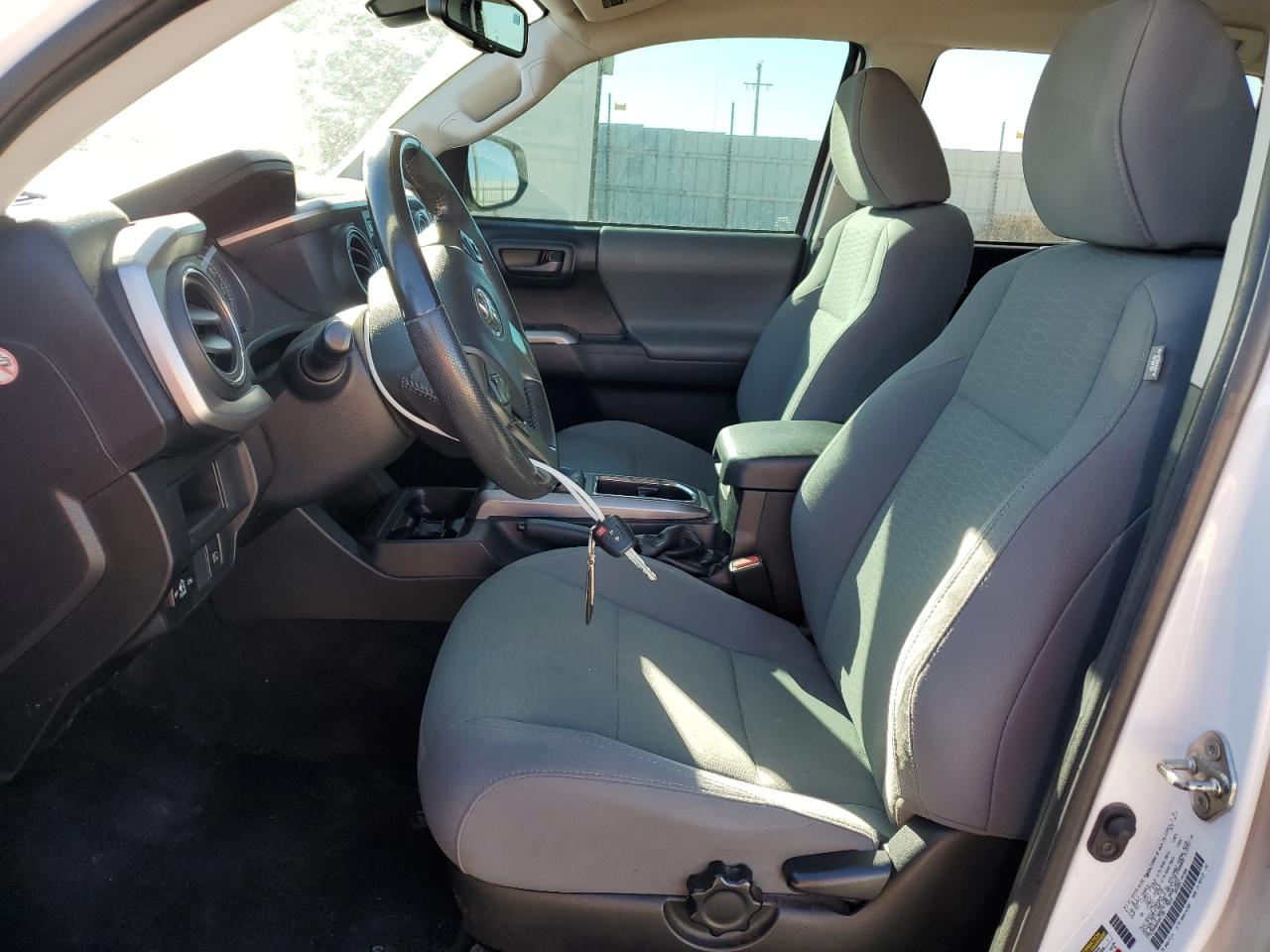 2019 Toyota Tacoma - Image 7