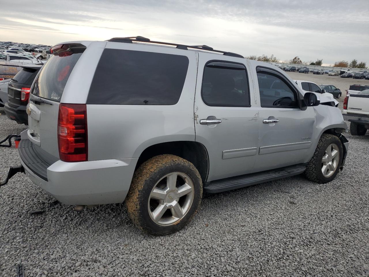 2013 Chevrolet Tahoe - Image 3