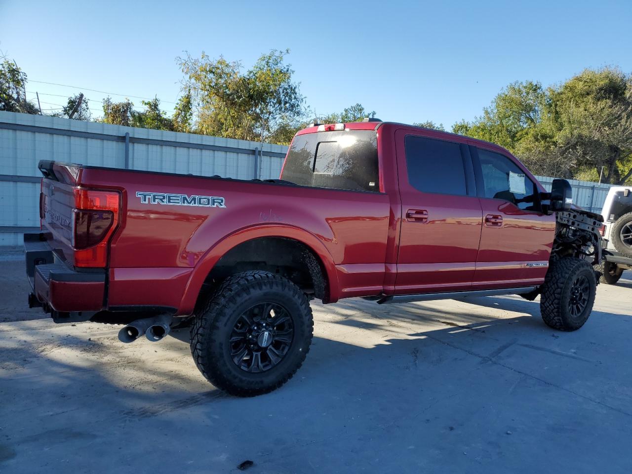 2022 Ford F250 - Image 3