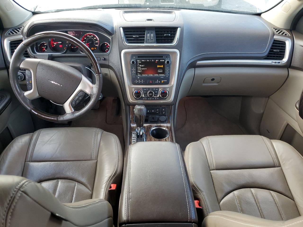 2015 GMC Acadia - Image 8