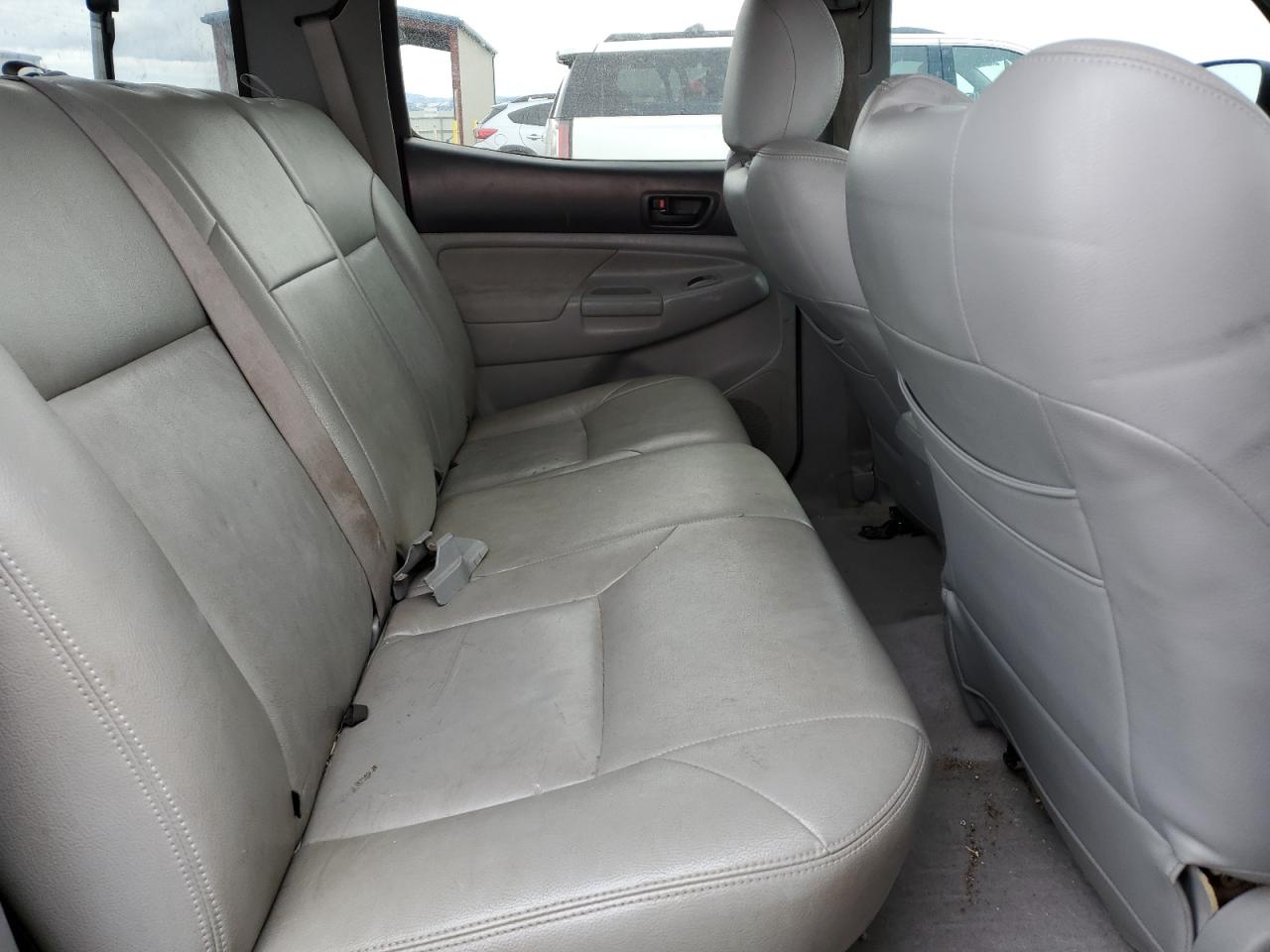 2010 Toyota Tacoma - Image 10