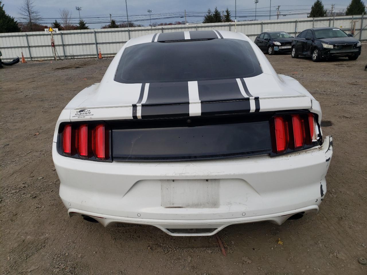 2016 Ford Mustang - Image 6