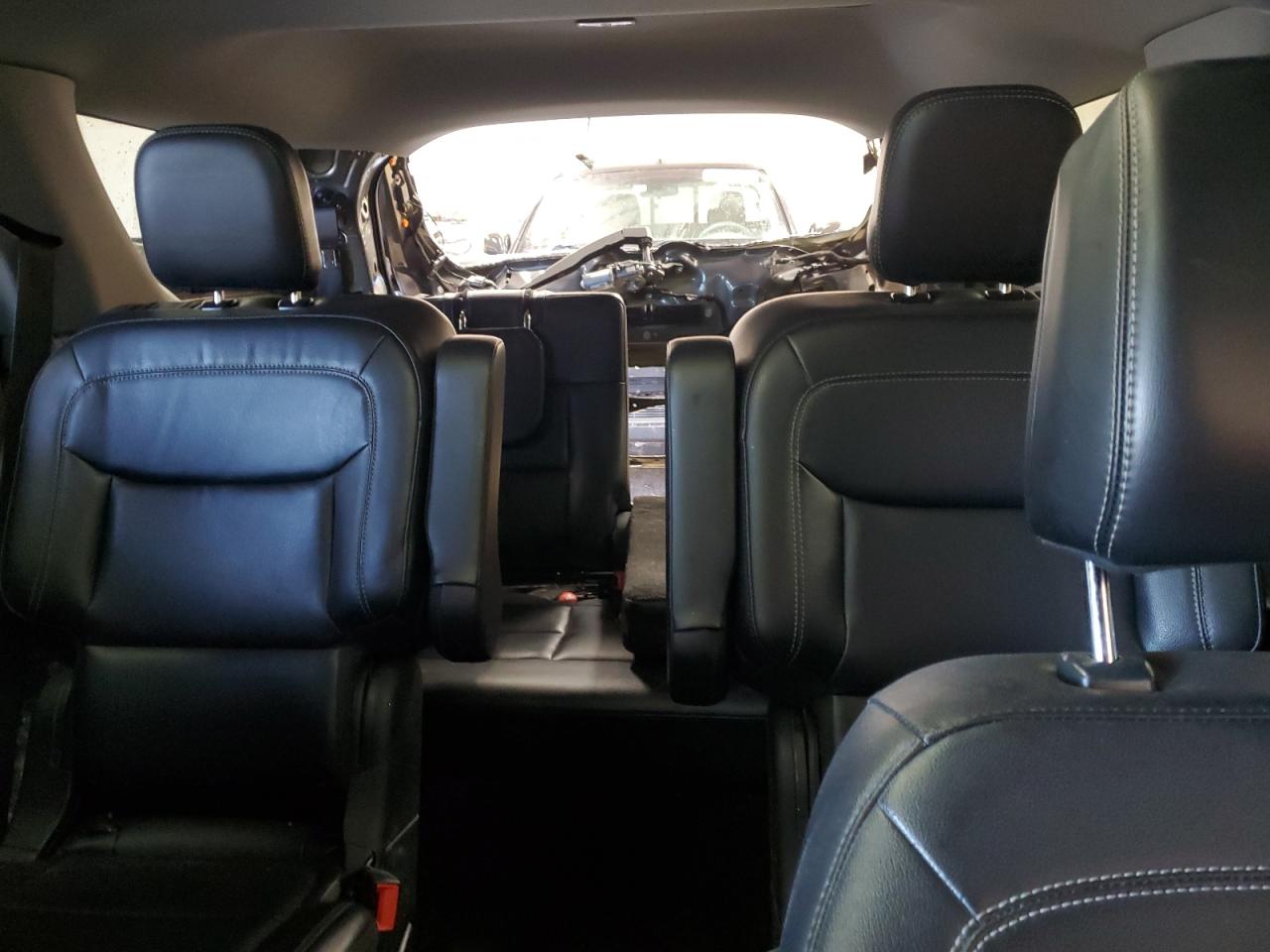 2021 Ford Explorer - Image 10