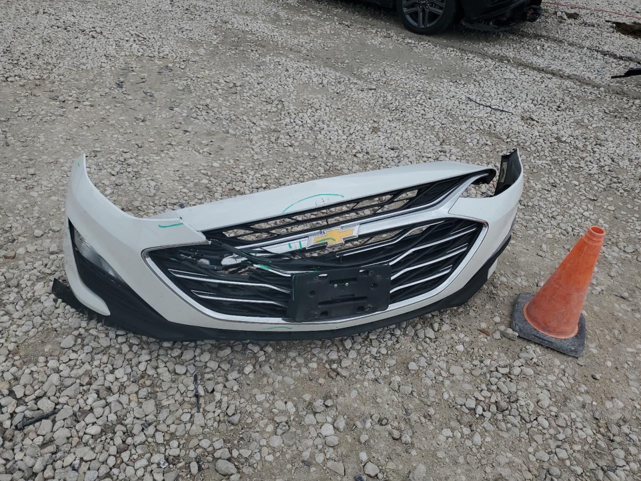 2019 Chevrolet Malibu - Image 12