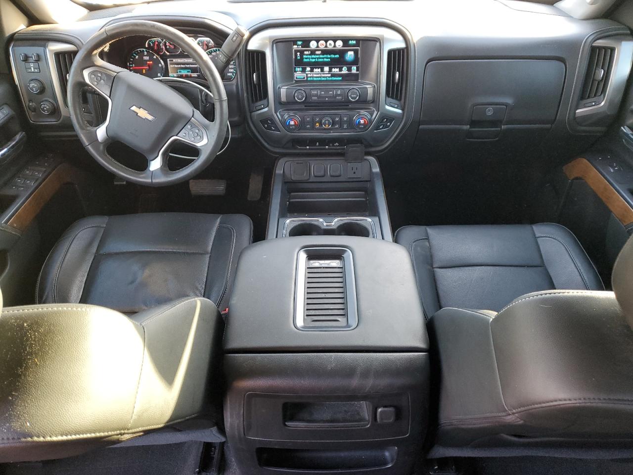 2017 Chevrolet Silverado - Image 8