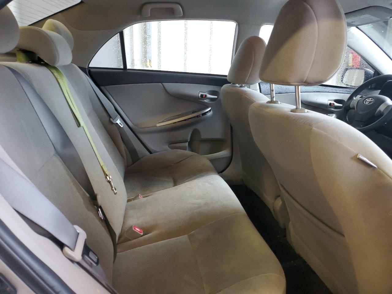 2012 Toyota Corolla - Image 10