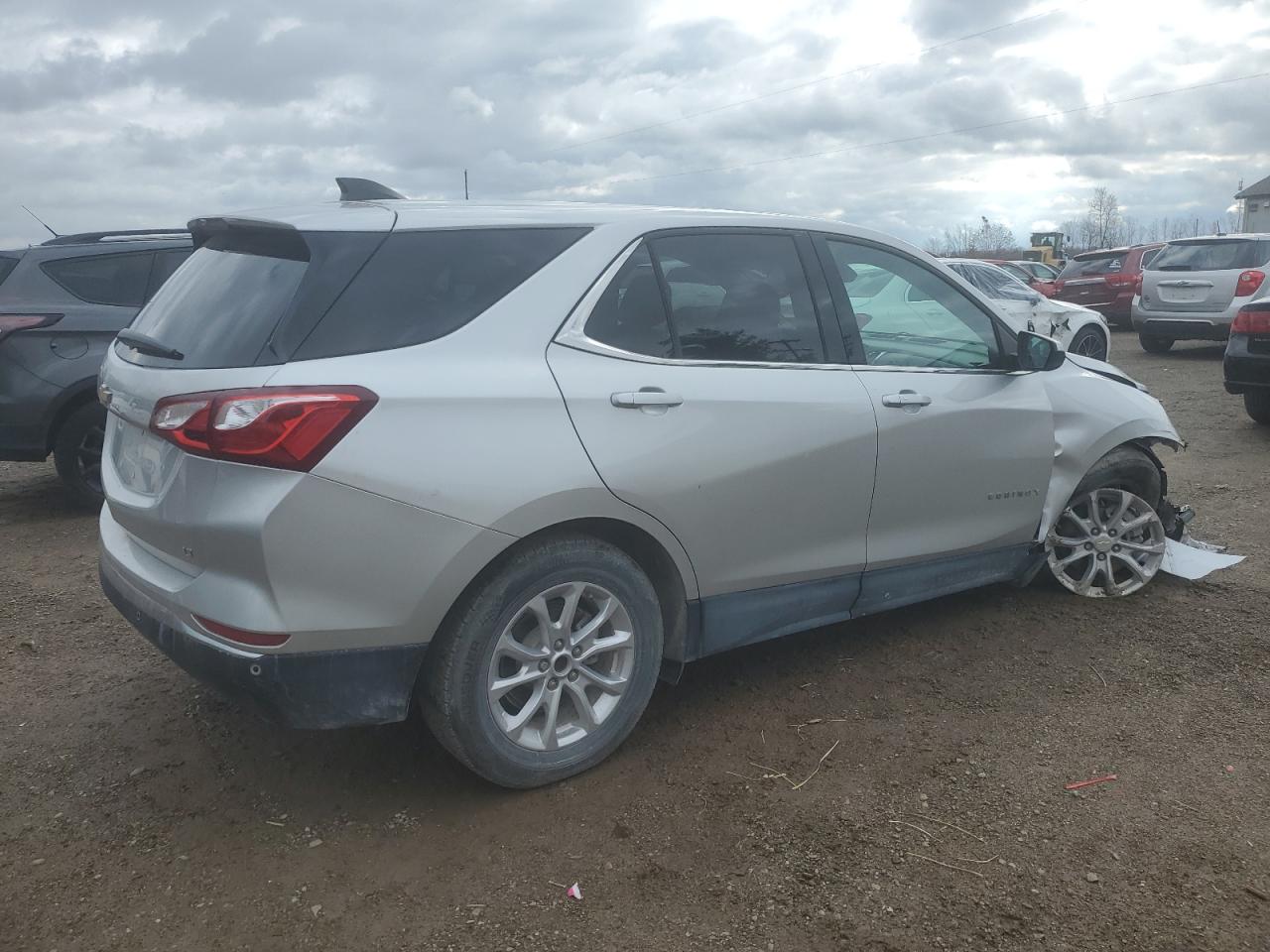2020 Chevrolet Equinox - Image 3