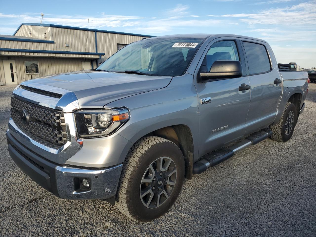 VIN 5TFDY5F16JX774687 2018 TOYOTA TUNDRA no.1