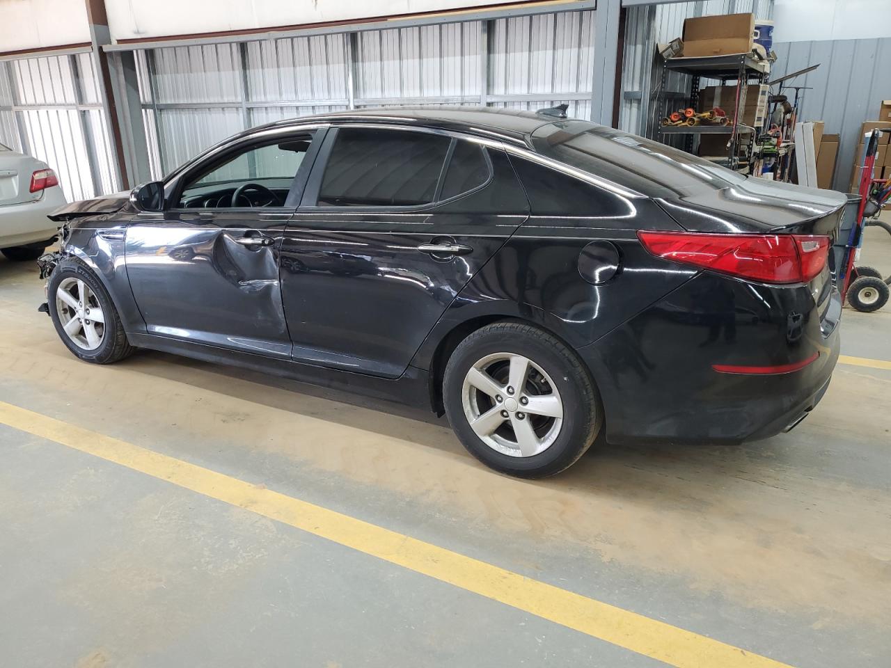 VIN 5XXGM4A74FG477401 2015 KIA OPTIMA no.2