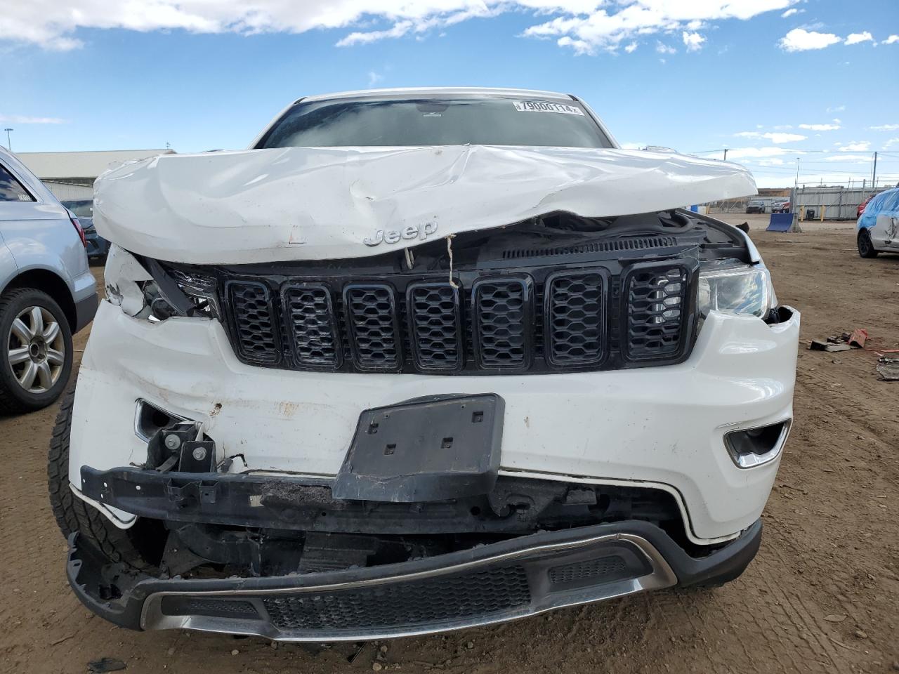 2017 Jeep Grand Cherokee - Image 5