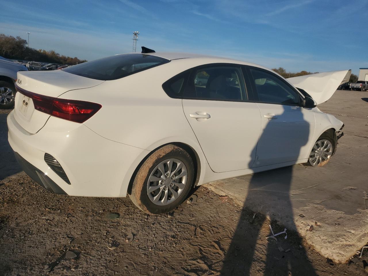 2023 Kia Forte - Image 3
