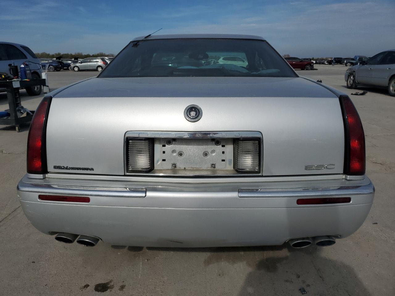 2002 Cadillac Eldorado Esc VIN: 1G6EL12Y52B104208 Lot: 82371164