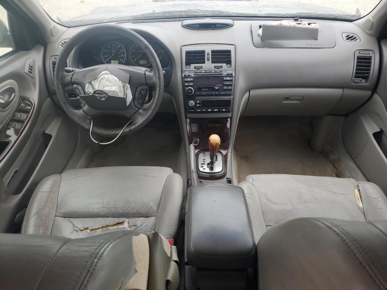 2002 Nissan Maxima - Image 8